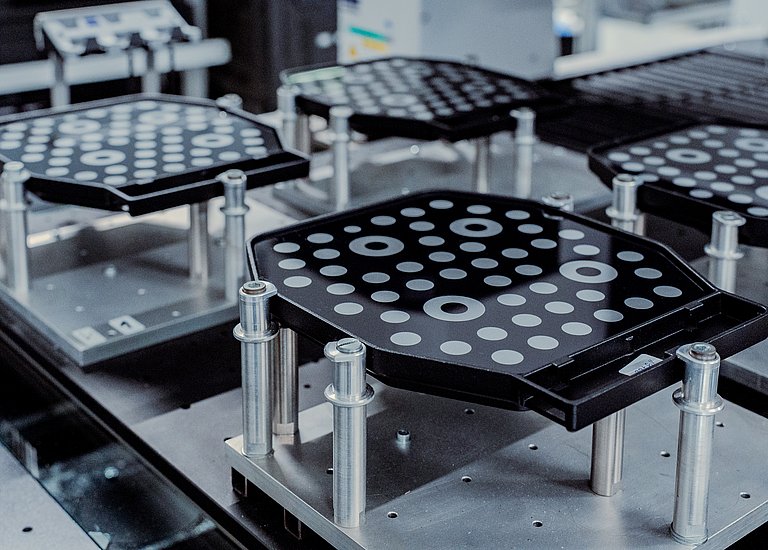 2. Innovation: hat Tradition 2. Innovation: hat Tradition